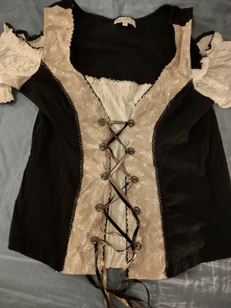 schöne Dirdlbluse