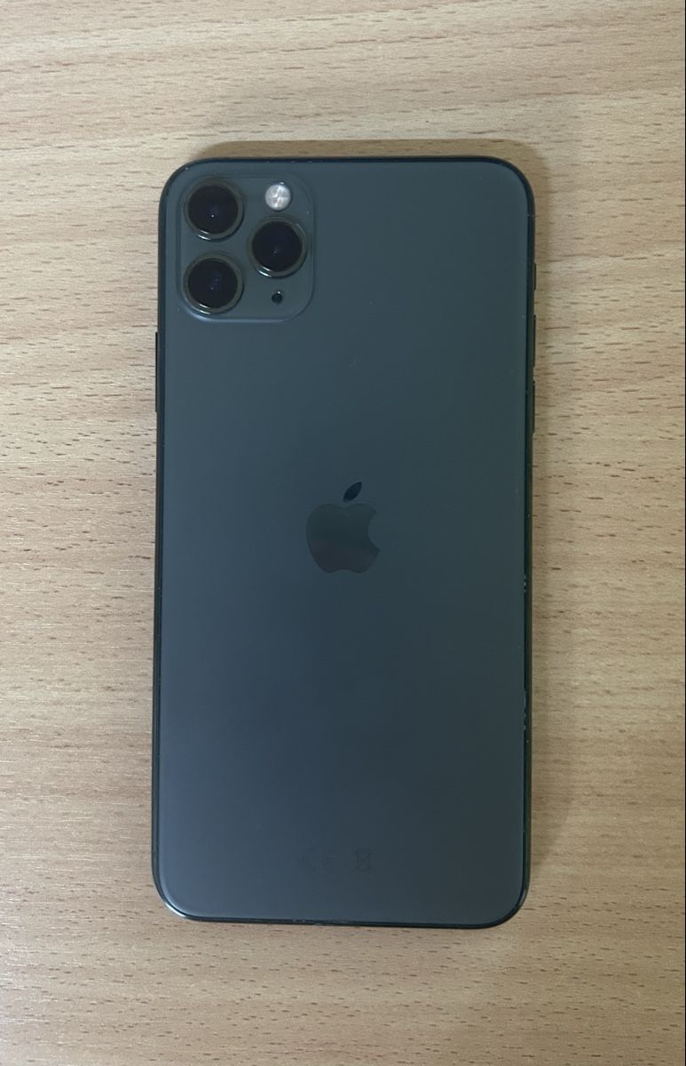 Apple Telefoni cellulari / Smartphones: iPhone 11 Pro Max 64GB écran abîmé – Usato da Court venduto da elksr 1