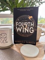 Fourth Wing Rebecca Yarros Book Softcover New