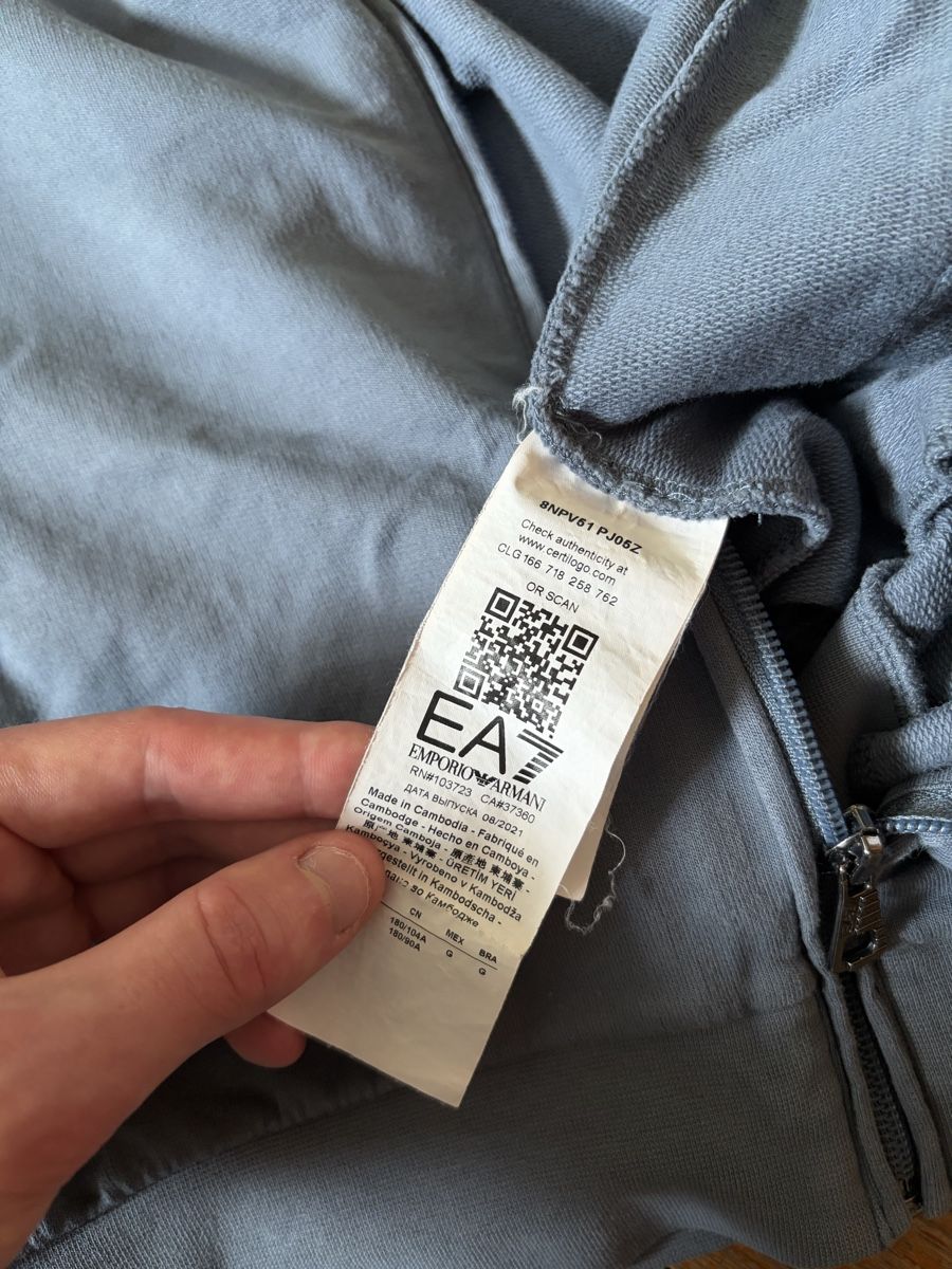 Armani Maglioni & Felpe: EA7 Armani Zip L – Nuovo (secondo la descrizione) da Winterthur venduto da raphael.hbg 2