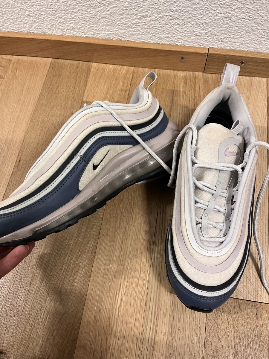 Nike Scarpe da uomo: Nike air max 97 gr. 36 – Usato da Root venduto da Mk1394