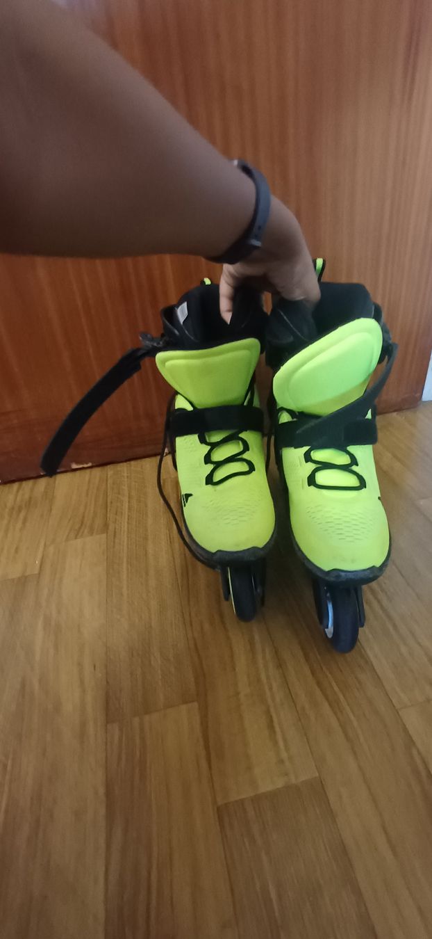Pattini in linea & Pattini a rotelle: pattini a rotelle con protezioni rollerblade – Usato da Massagno venduto da cri_k8yk 5