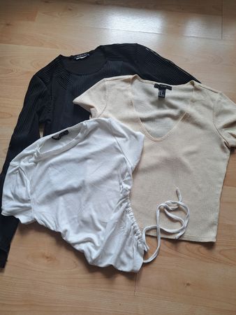 kurze und spezielle Tops/Shirts in Grösse S/M