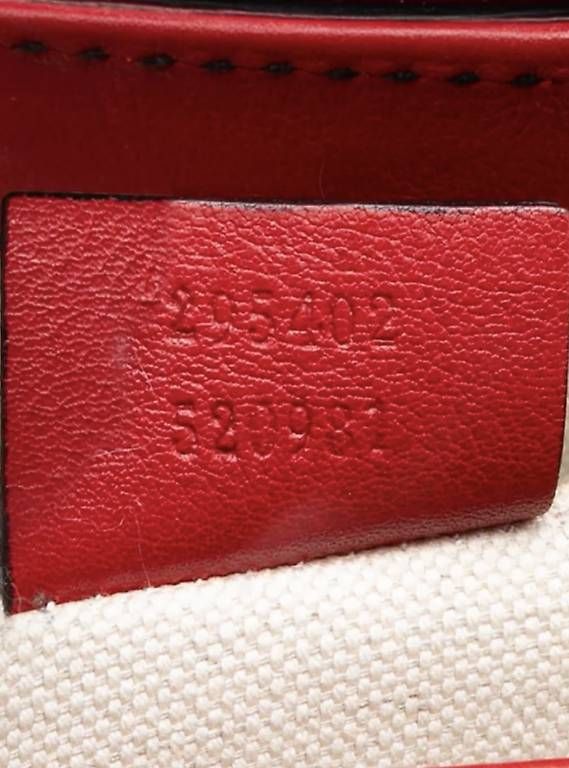 Taschen für Damen: Rote Gucci Lederhandtasche – Gebraucht aus Romont FR von Yohelys 3