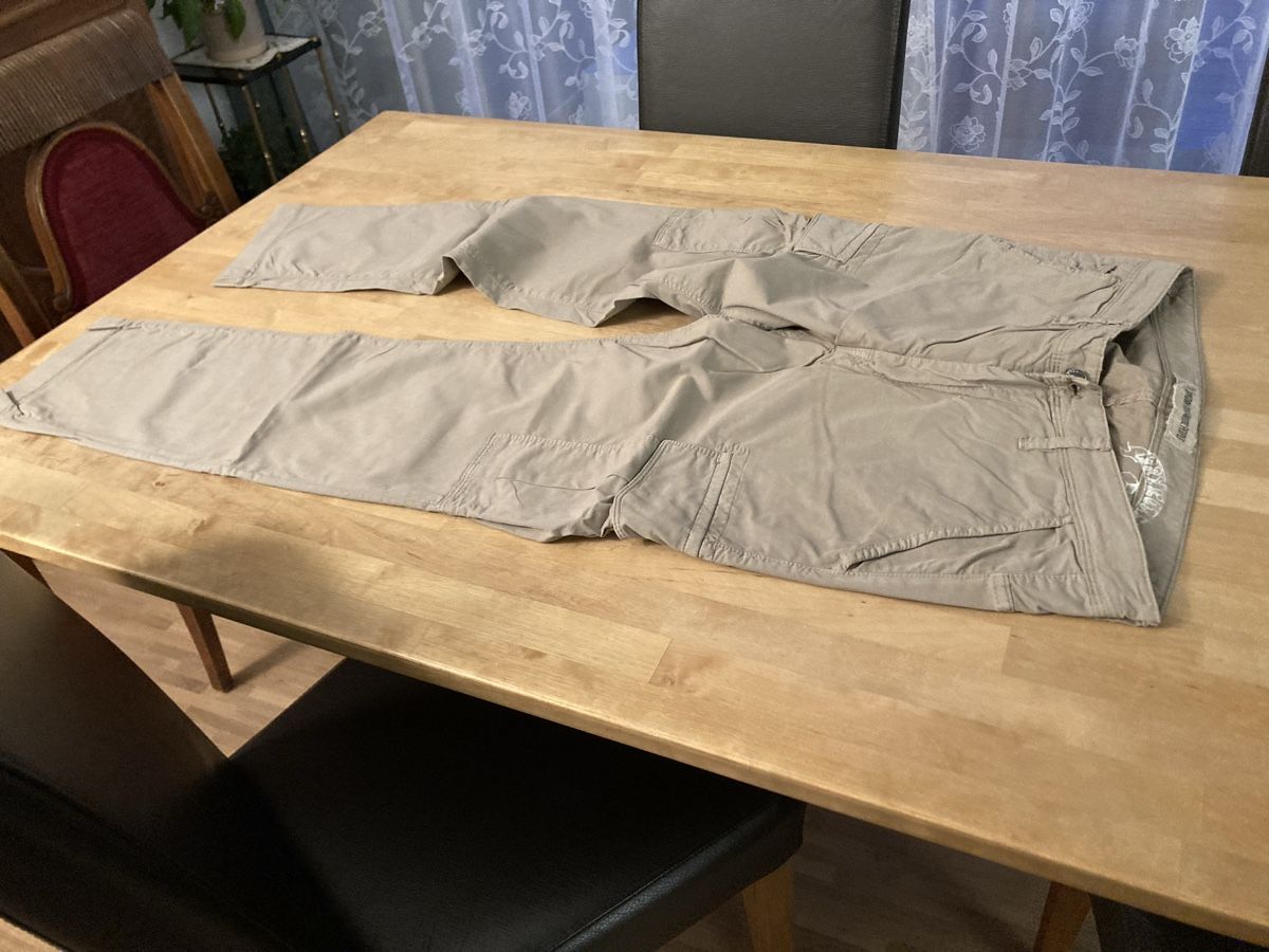 Jeans: Herren Cargojeans Gr. 36/32 – Nuovo (secondo la descrizione) da Oberrieden venduto da Garten114