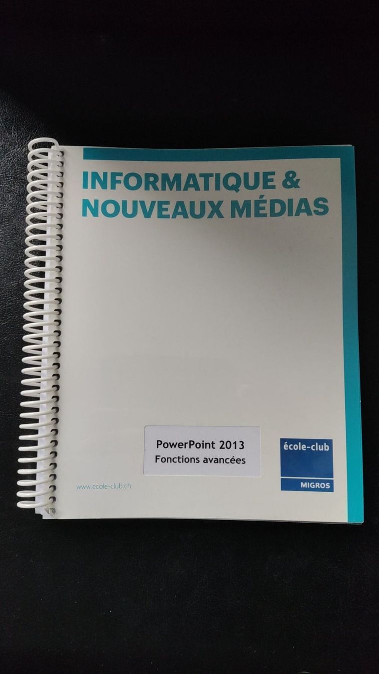 Libri: Livre PowerPoint 2013 fonctions avancées – Nuovo (secondo la descrizione) da Avry-devant-Pont venduto da OBoss