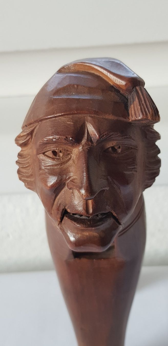 Statuette: Nussknacker "Männli mit Zipfelmütze" geschnitzt Brienz – Usato da Dällikon venduto da Toyfan 5