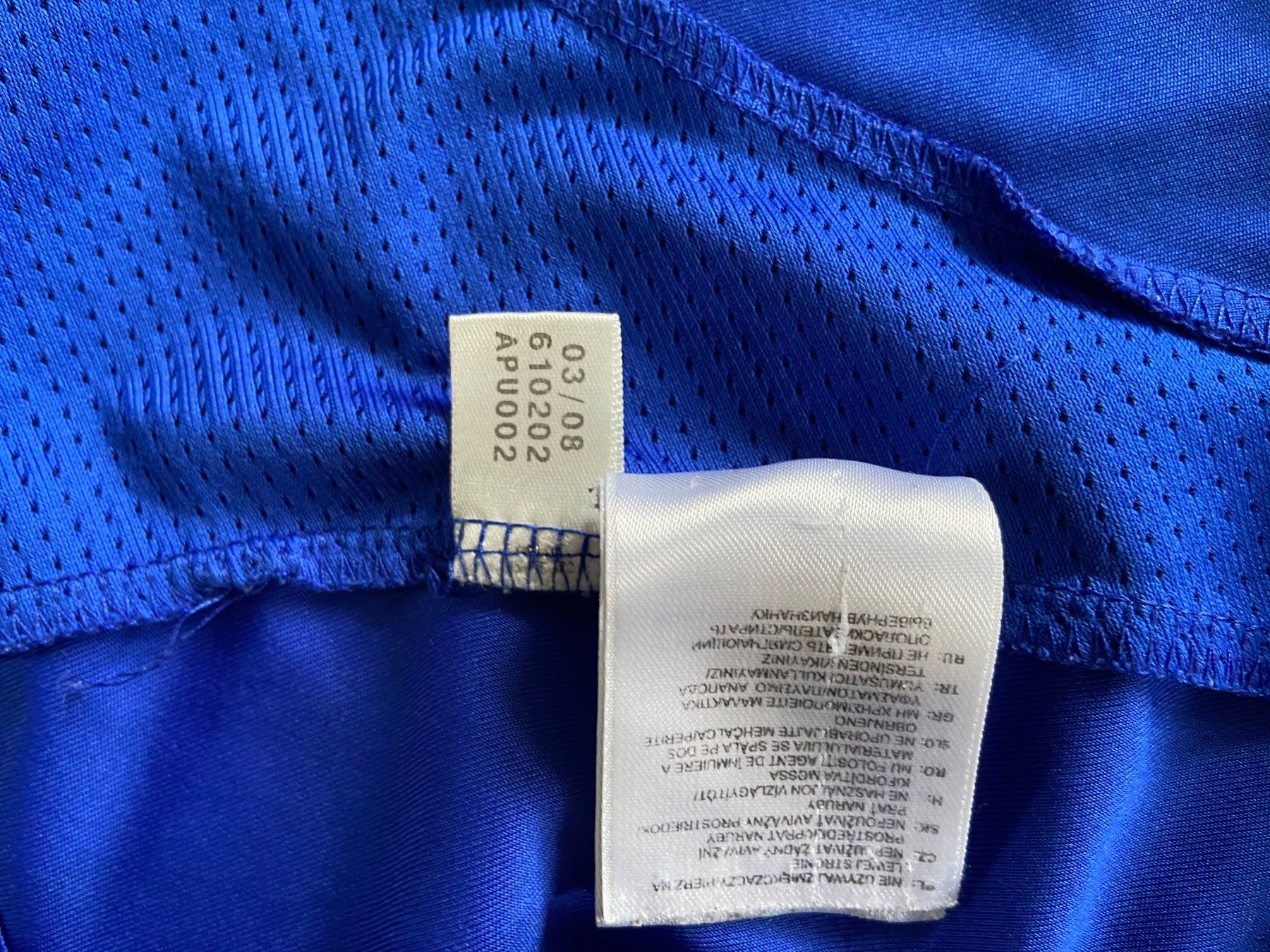 Adidas Leibchen & Hosen: Macclesfield Town Trainingtrikot Gr. L – Gebraucht aus Muttenz von bargain_hunter 5