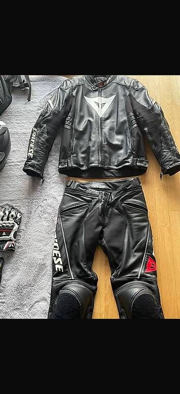 Completi, tute sportive e funzionali: Motorrad Bekleidung  – Usato da Walchwil venduto da hea_j96w