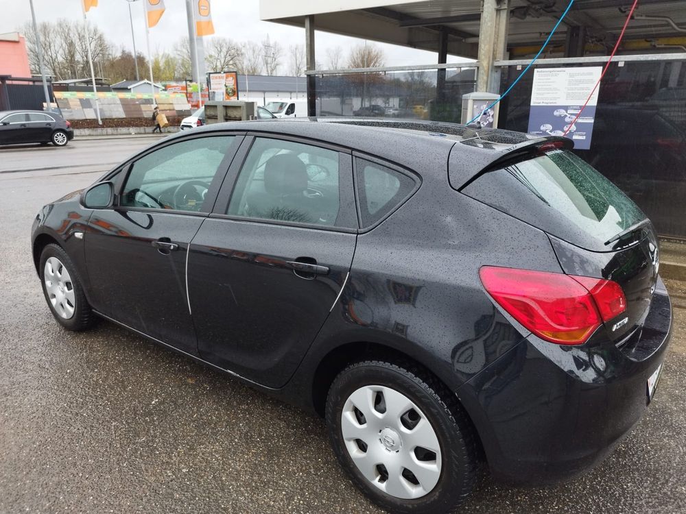 Opel Astra J 1.6T  Acheter sur Ricardo