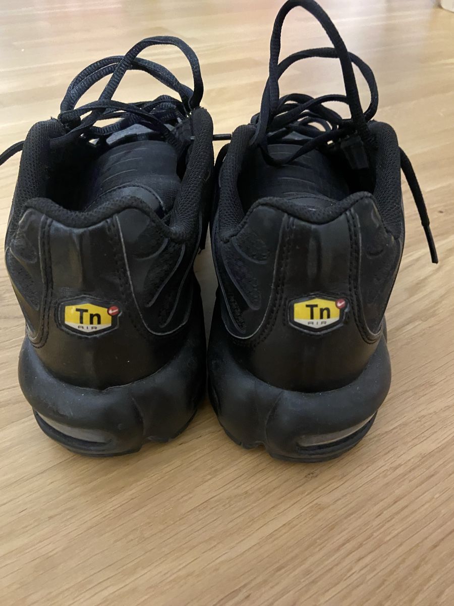 Nike Scarpe da uomo: Nike tn – Usato da Wabern venduto da Jul_66 2