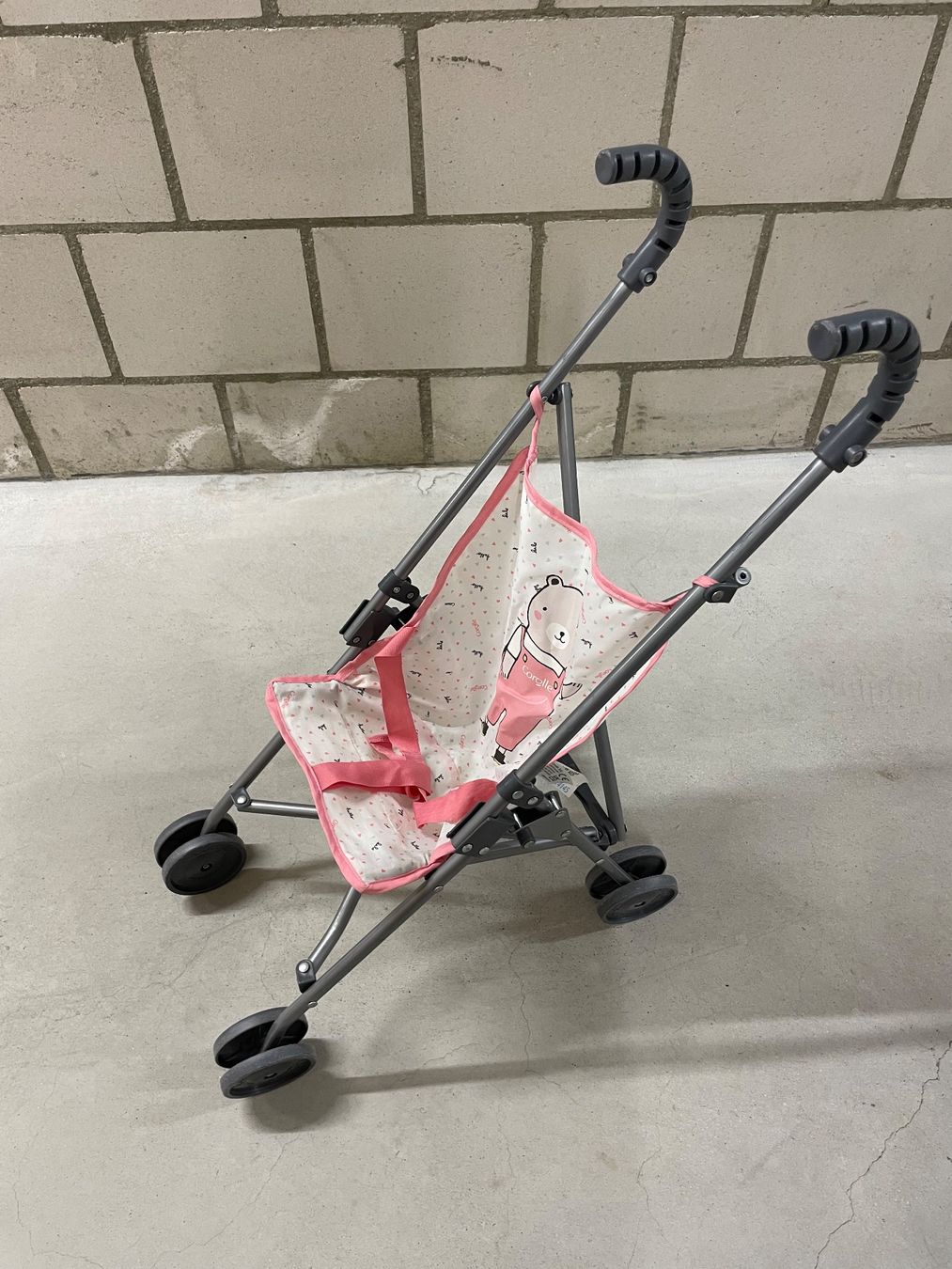 Giocattoli: Poussette pliable Corolle rose pour poupée – Usato da Dübendorf venduto da fab_275y