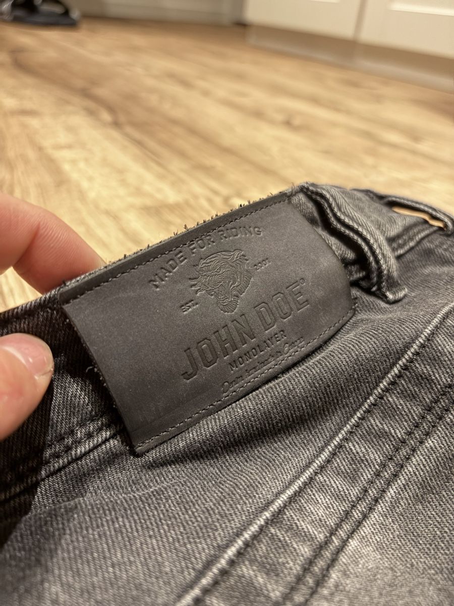 John Doe Jeans: John Doe Taylor Mono Jeans 30/32 – Usato da Lütisburg venduto da kur_d7q7 2