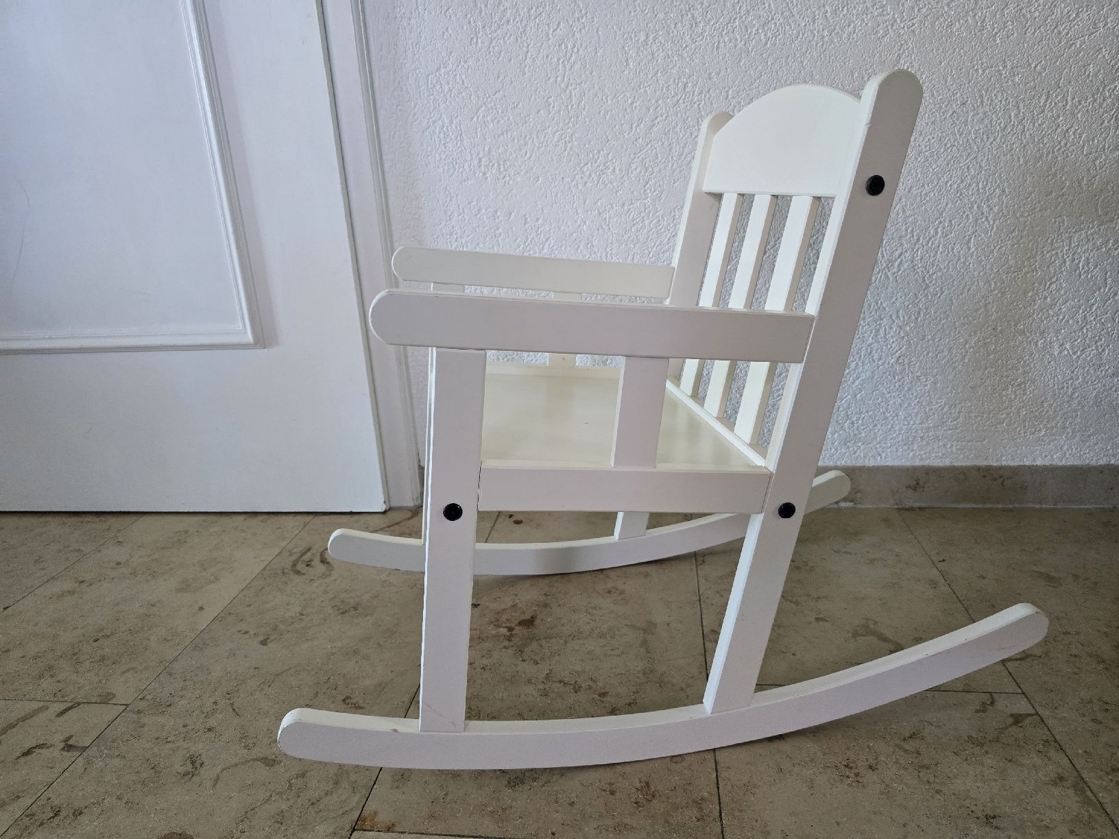 Ikea Stühle: Kinder Schaukelstuhl, Holz, weiss – Gebraucht aus Lommiswil von PositiveVibe 1