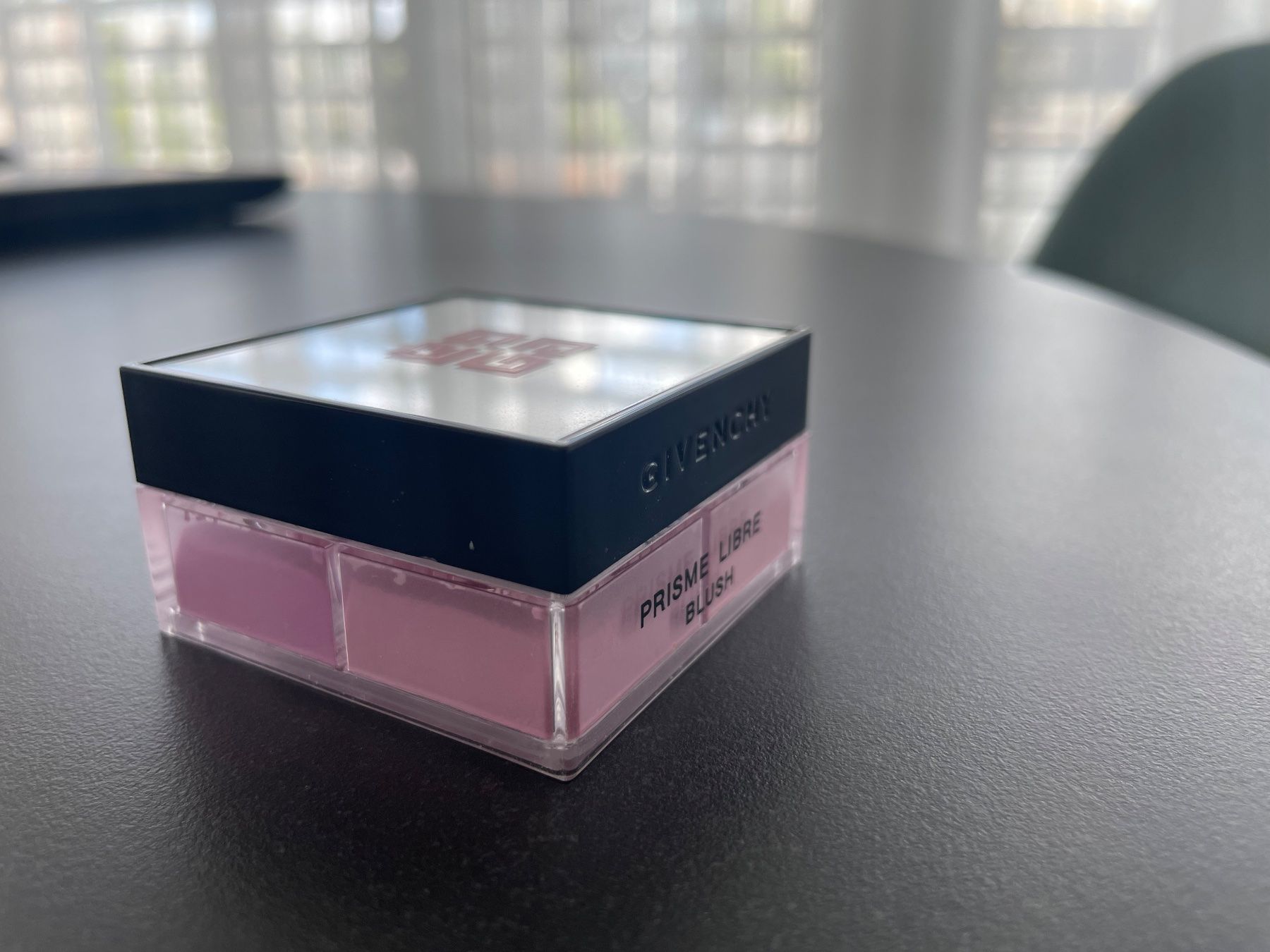 Givenchy Make-up: Givenchy Prisme Libre Blush - Mousseline Lilas – Usato da Wohlen AG venduto da kissne4 6