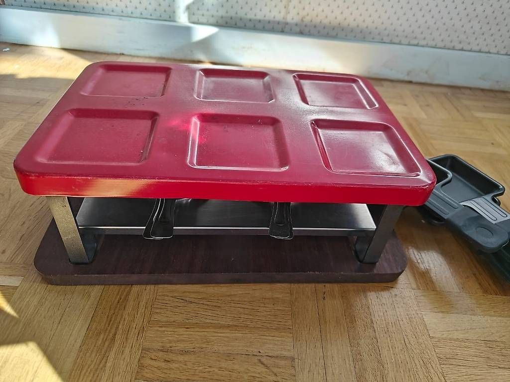 Set di piatti: Set Raclette vintage – Usato da Genève venduto da FadiF 1