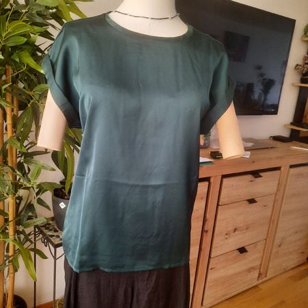 Damen Bluse VILA Dunkelgrün EU 34 kurzarm ,neu