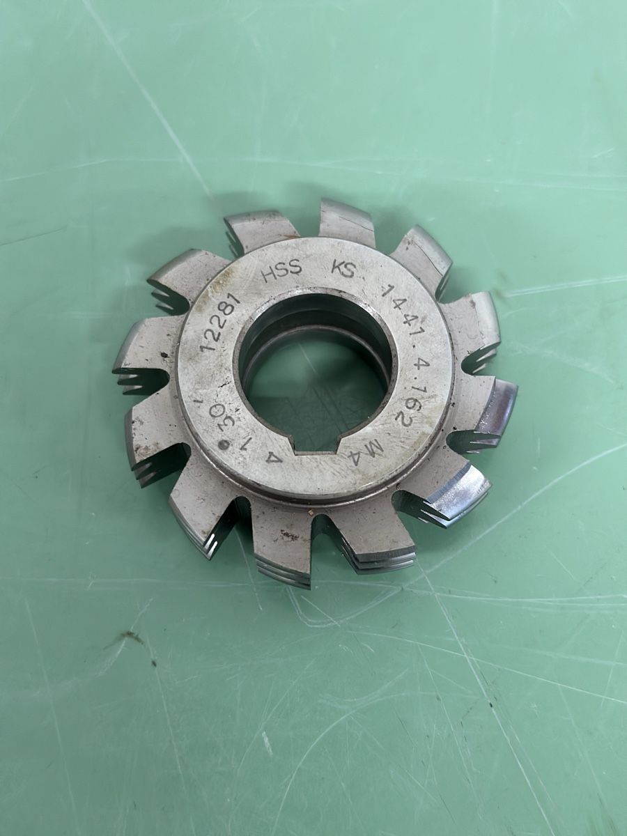Tutti gli attrezzi: 5X HSS Gear Cutters, Different Sizes and Modules – Nuovo e nell'imballaggio originale da Aarberg venduto da SNMachines 2