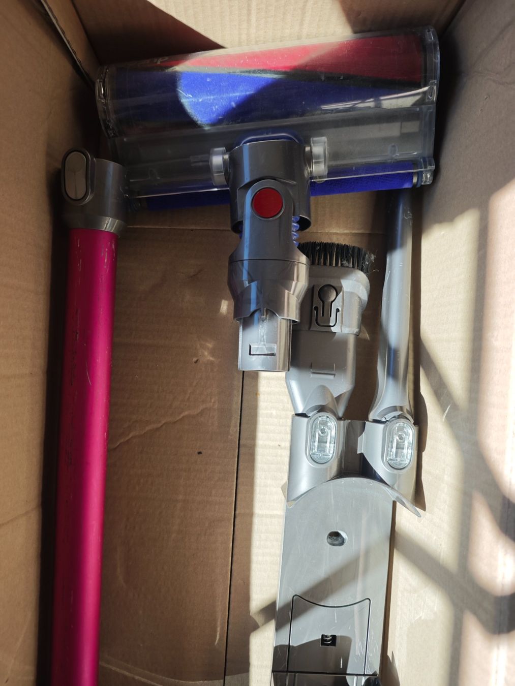 Staubsauger & Zubehör: Dyson V6 Absolute – Gebraucht aus Zürich von ACID_IV 1