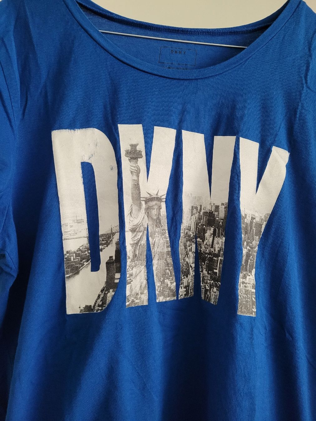 DKNY T-shirt: DKNY T-Shirt Grösse L – Usato da Lütisburg venduto da amerika123 2