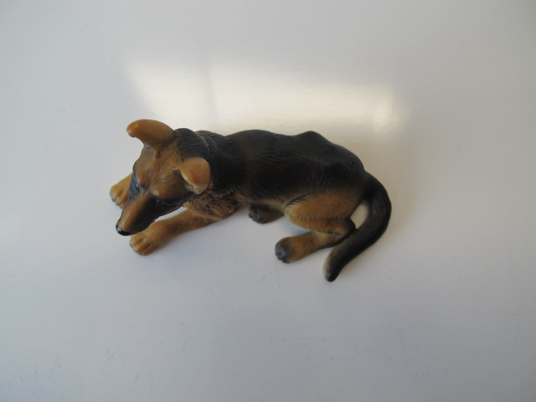 Schleich Statuette: Schleich 16301 Schäferhund liegend – Usato da Vilters venduto da hedi00 5