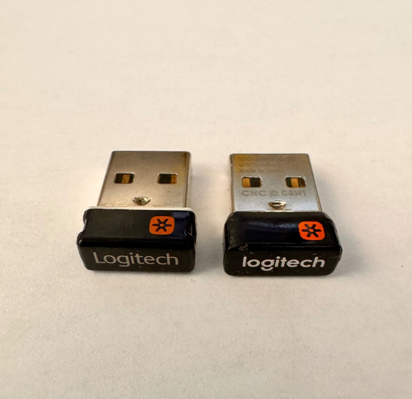 Receiver: 2 Stk. Logitech Unifying-Empfänger/ Receiver – Gebraucht aus Hermetschwil-Staffeln von Mobile2013 2