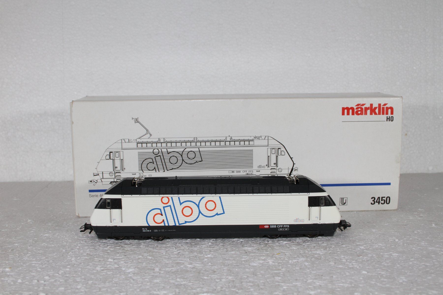 Märklin Modellini di ferrovie: Märklin 3450 SBB Re 460 Ciba – Usato da Triesen venduto da gleis8