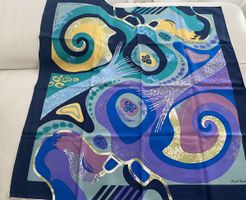 Seiden Foulard 🌸