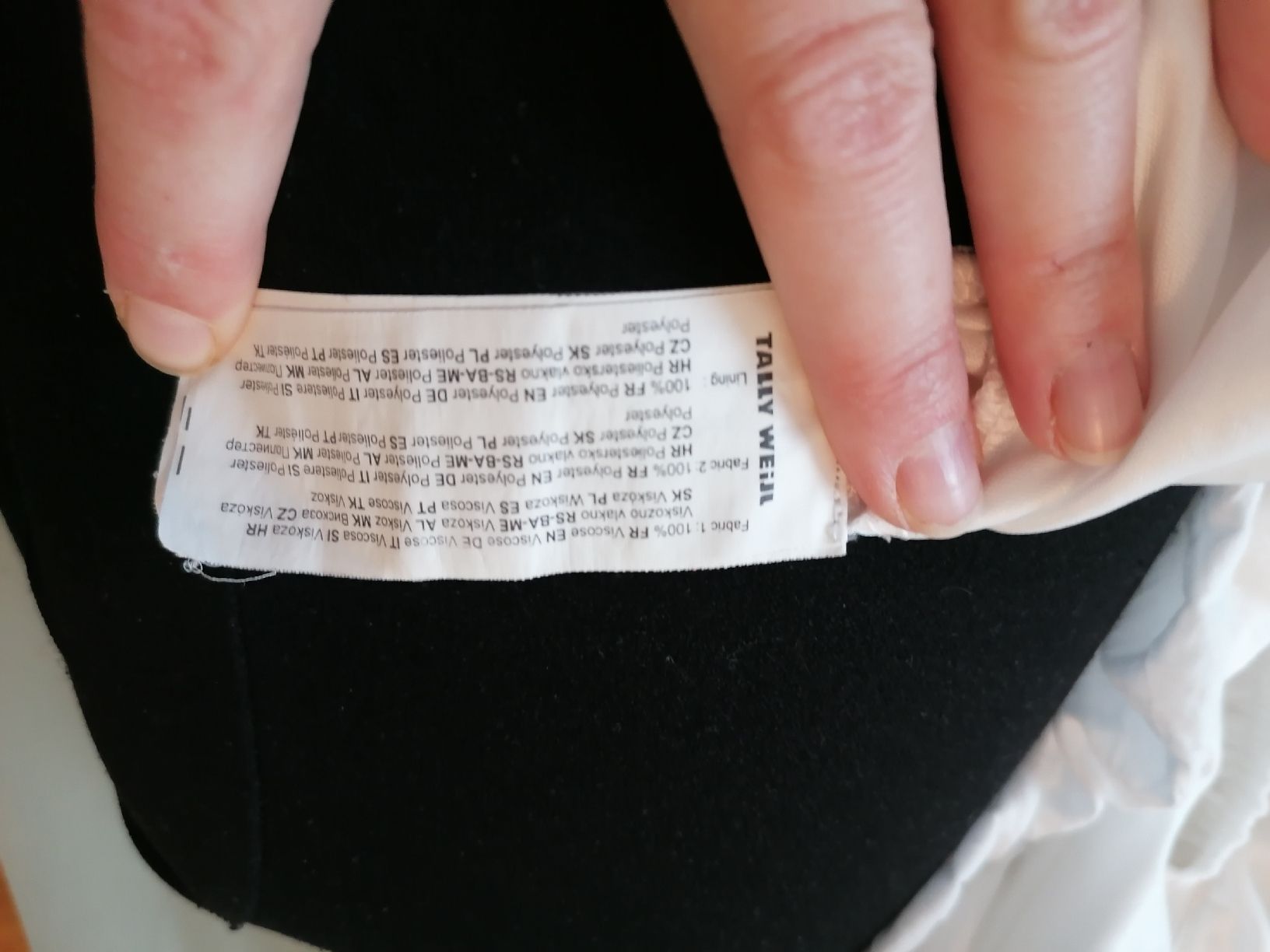 Tally Weijl Kleider: Robe blanche avec broderie – Neu (gemäss Beschreibung) aus Sion von CeSo25 2