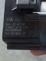 Pompe à eau auxiliaire VW 06H121601M occasion fonctionnel