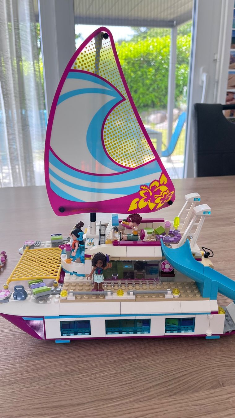 Lego Kit di costruzioni: LEGO Friends Catamaran – Usato da Gimel venduto da gentilleza
