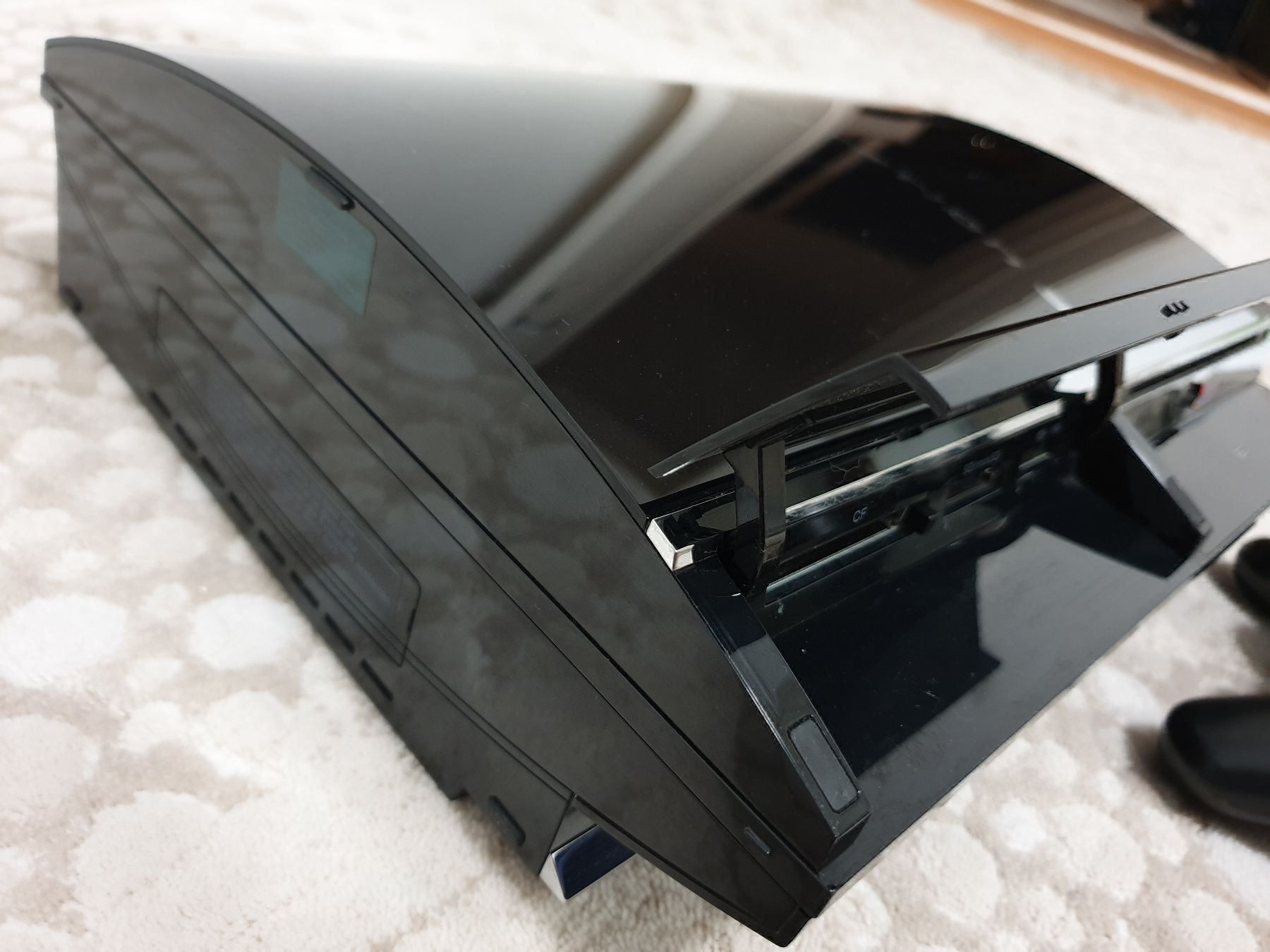 Sony Konsolen: PS3/60GB kompatibel mit PS2 Spielen/Top Zustand – Gebraucht aus Liestal von Berr 1