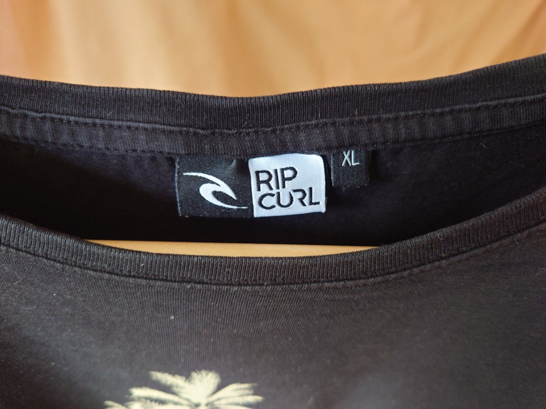 Rip Curl T-shirt: T-Shirt Ripcurl XL – Usato da Bévilard venduto da Thenightes 1