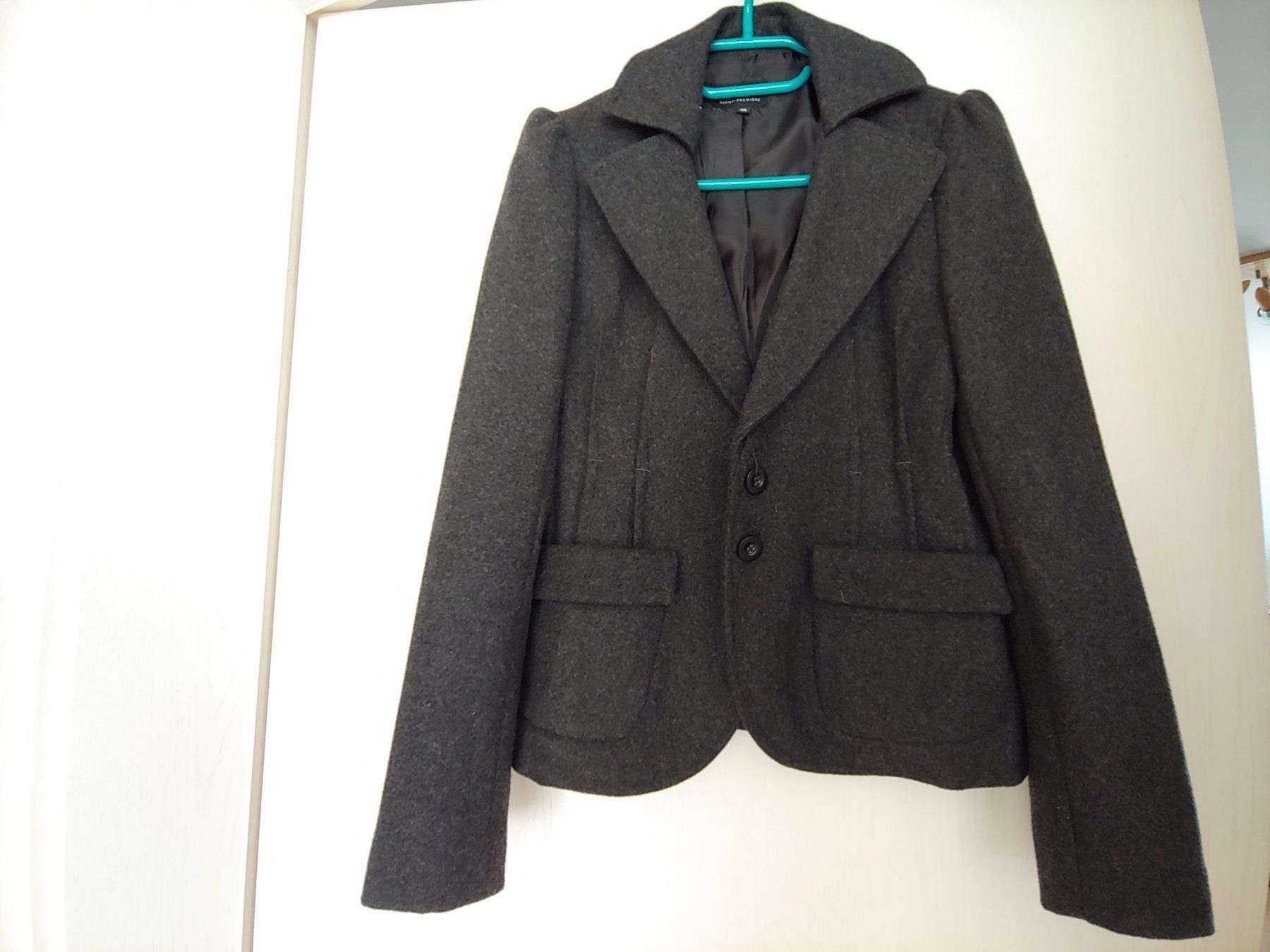 Avant Premiere Jacken: Kittel, Blazer, Avant Premiere, 36 – Gebraucht aus Suhr von andreas_2008