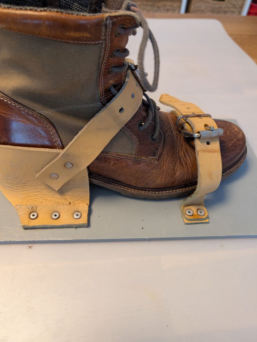 Scarpe da uomo: Gärtnerschuhe Rasen Schuh – Usato da Aarau Rohr venduto da Metabosch