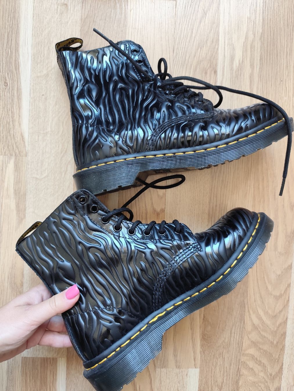 Dr. Martens Herrenschuhe: Dr. Martens 1460 Pascal boots size 40 EU black embossed – Neu (gemäss Beschreibung) aus Mägenwil von VintageGirly 1