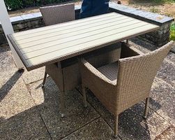 Gartenset Polyrattan: Tisch (150x85 cm) & 4 Stühle/Sessel