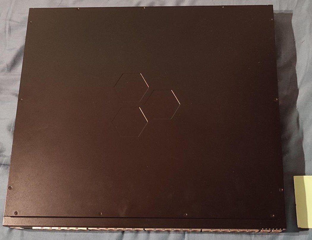 Hub & Switch: 3x Aerohive AH-SR2148P POE Switch – Usato da Eyholz venduto da mix_cyx9 3