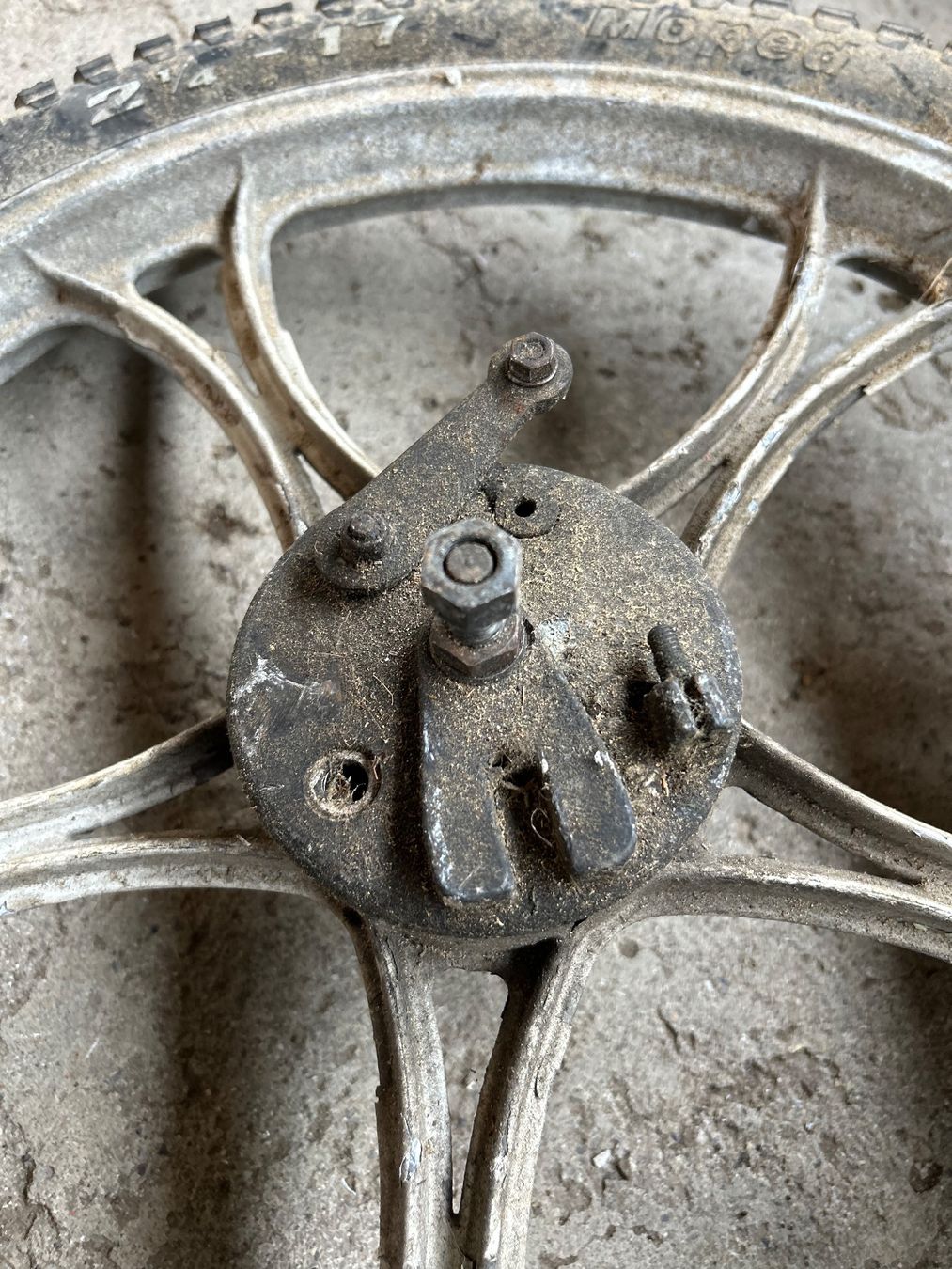 Puch Mofa-Ersatzteile: Mofa Gussfelgen Vorderrad 17 Zoll – Gebraucht aus Fahrni b. Thun von berger_tuning34 1