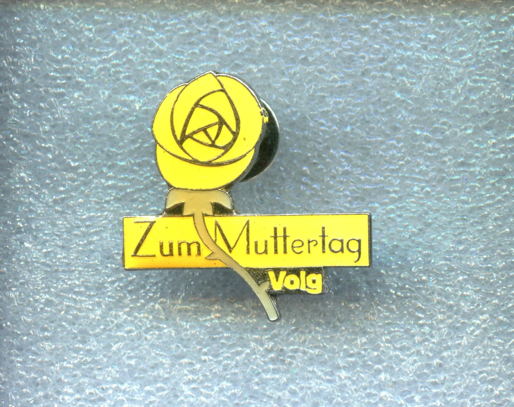 Placchette & Badge: Volg  Zum Muttertag – Usato da Winterthur venduto da Sammleroase
