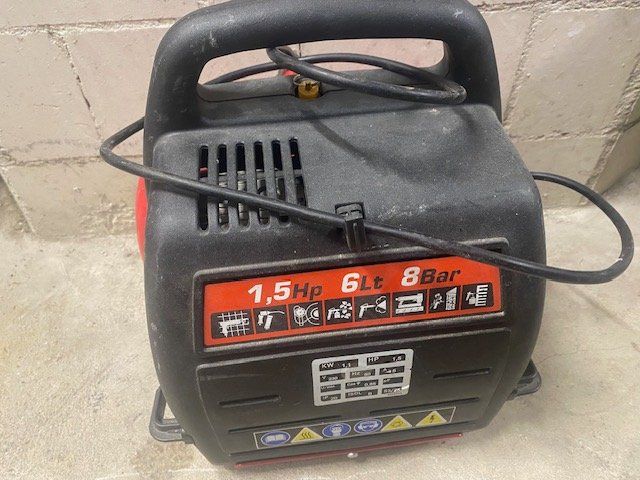 Compressori: Luftkompressor MECAFER 6 L gebraucht fast wie neu – Usato da Niederhasli venduto da Tigerproduct 9