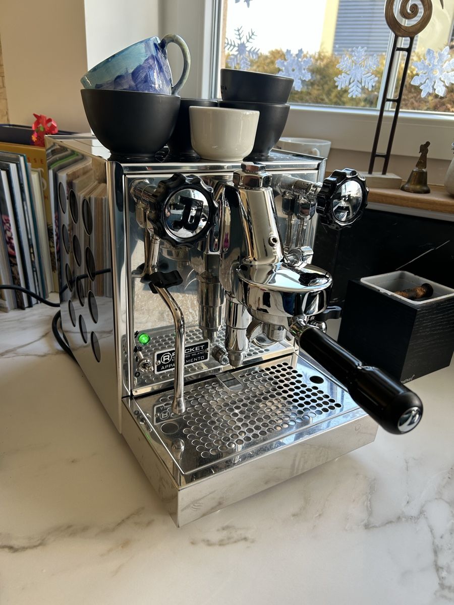 Rocket Macchine per caffè & Macchine per espresso: Rocket Apartamento Siebträgermaschine – Usato da Biel-Benken BL venduto da dodll 1