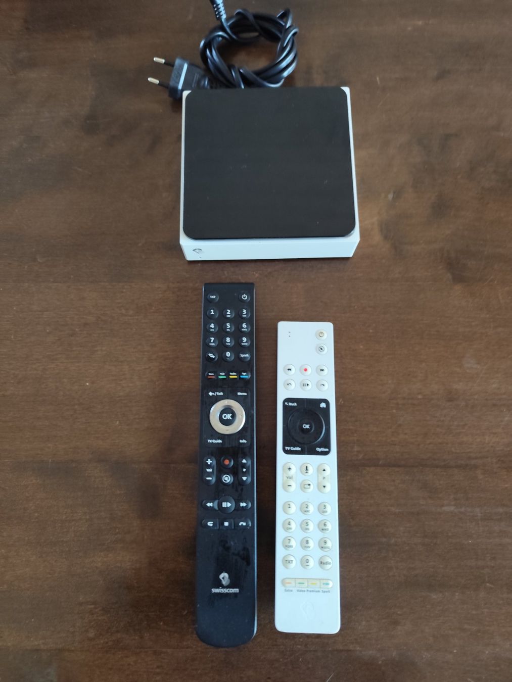 Swisscom Lettore multimediale & Streamer: 1 Stück Swisscom TV-Boxen – Usato da Dietikon venduto da nala_66 5