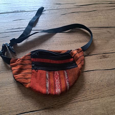 coole Bauchtasche aus Stoff im Ethno-Look