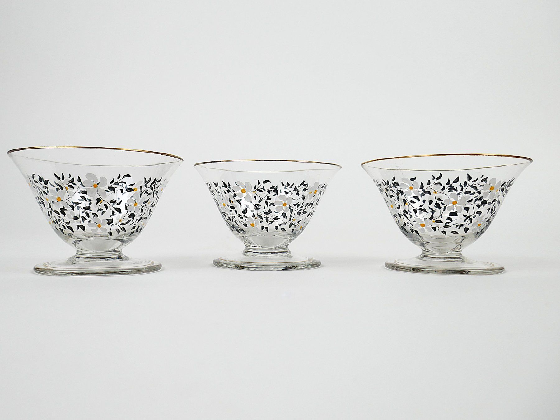 Set di piatti: Kleine Dessertschalen- Set – Usato da Urtenen-Schönbühl venduto da Restwert_Schoenbuehl