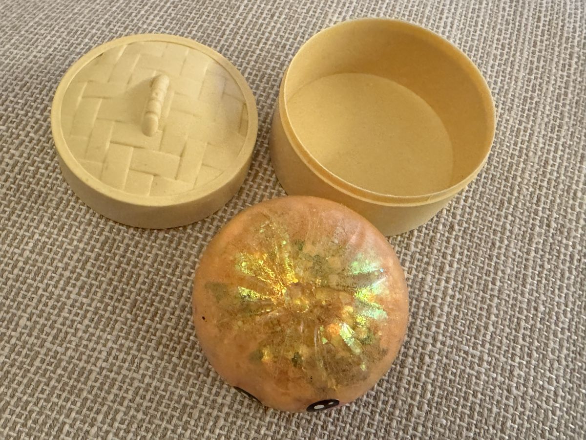 Giocattoli: Glitter Dumpling Squishy – Nuovo (secondo la descrizione) da Schaffhausen venduto da ele_lnc5 1