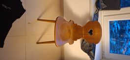 Antiker Holzstuhl