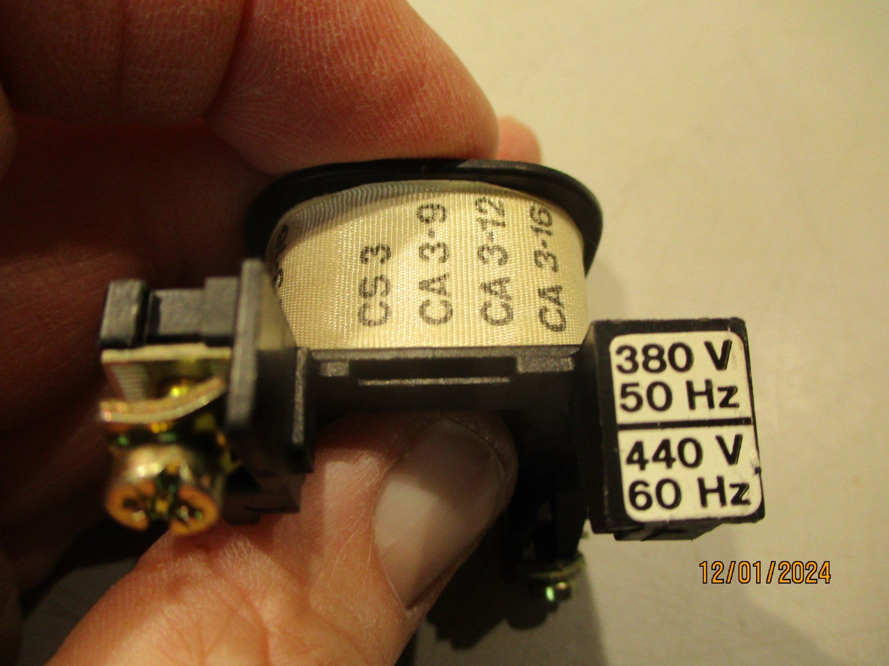 Componenti elettronici: EM J9792 / 230 / CS3 CA 3-9 / 3-12 /3-16 – Usato da Langnau i. E. venduto da Superseven69 5