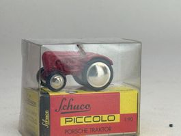 AU- Schuco Piccolo Porsche Traktor rot