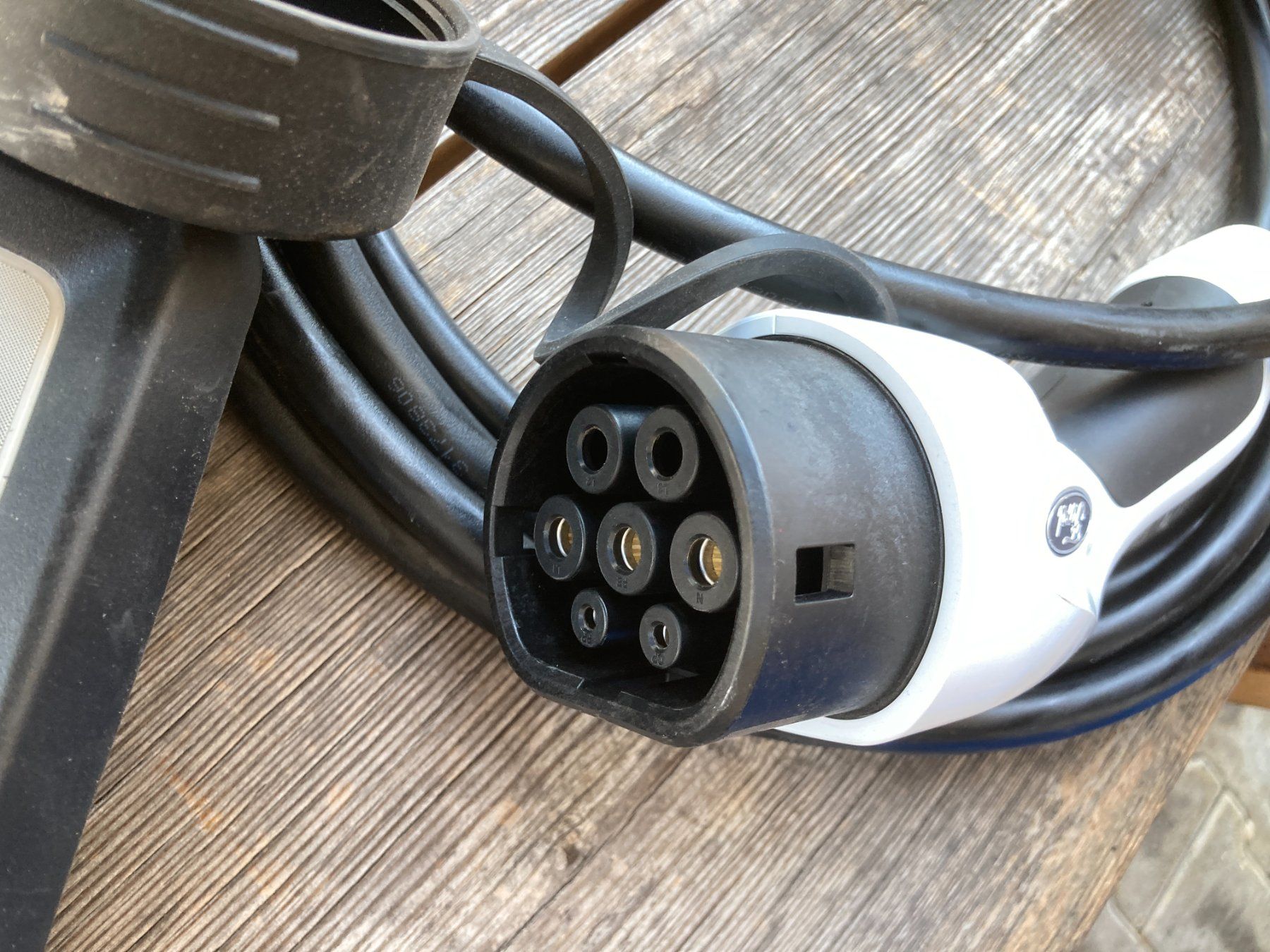 Mennekes Cavi: Ford Ladekabel für Elektroauto - Type 2 – Usato da Cham venduto da WB2223 3